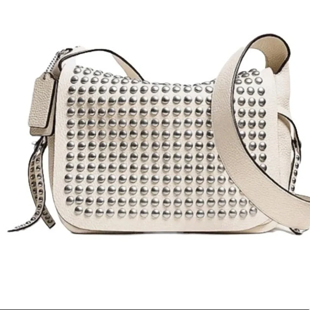 Coach 35764 Rivets Flaps Dakotah Crossbody Leather  Bag messenger RARE